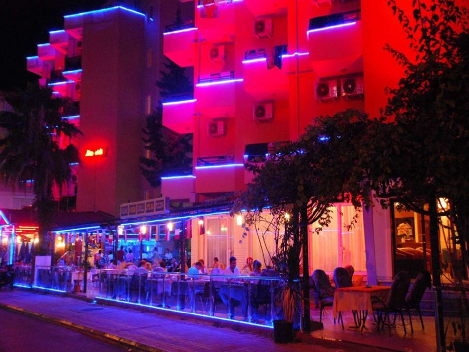 Otel